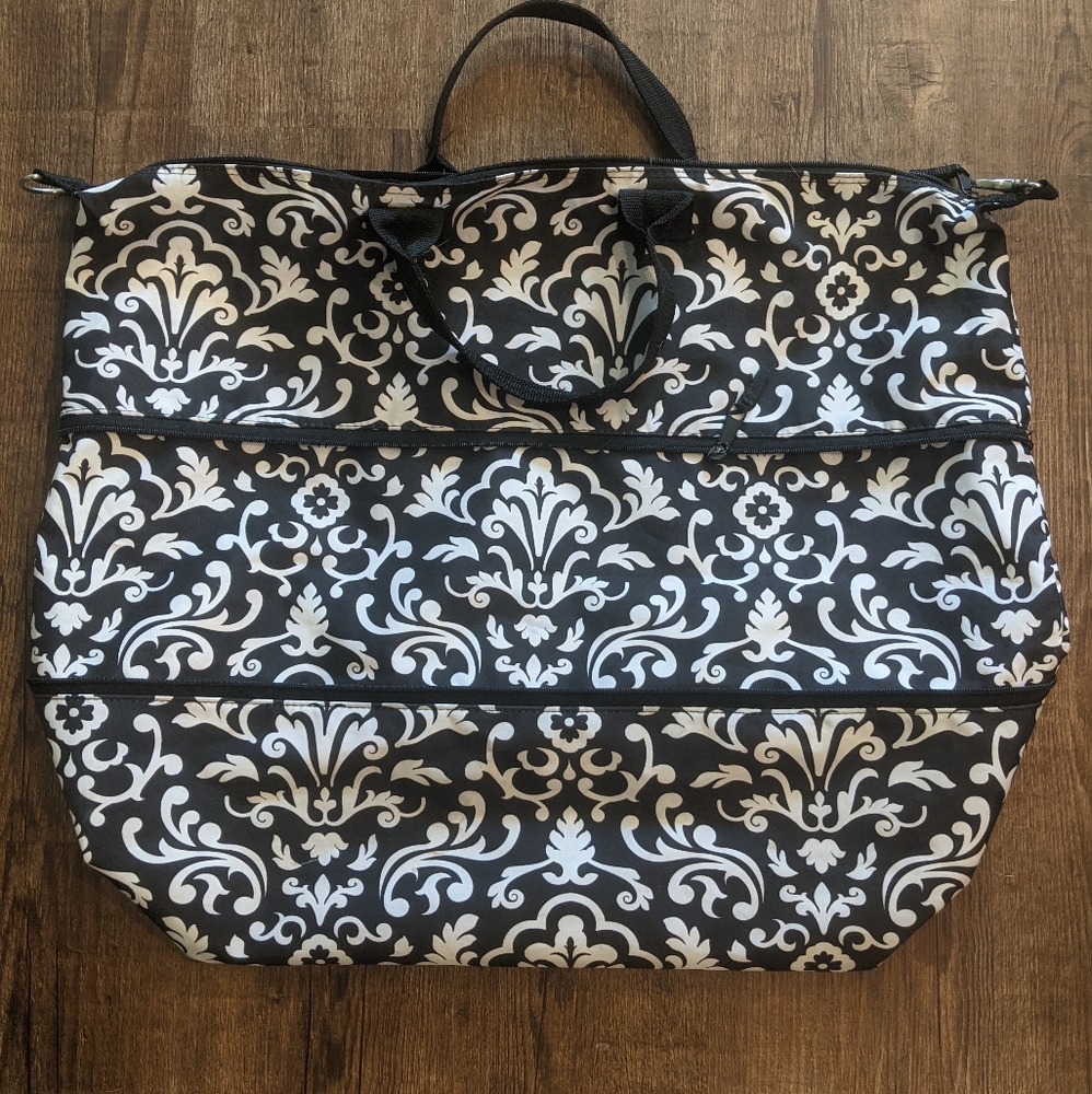 thirty-one Expand-A-Tote bag